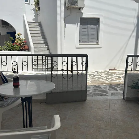 Old Town House Апартаменты Парос